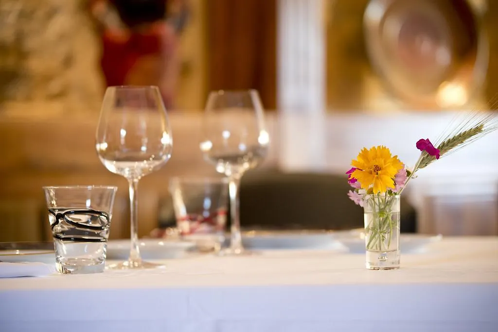 Hotel Beausejour Calvinet 3*,